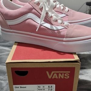 Brand new women's vans size 7